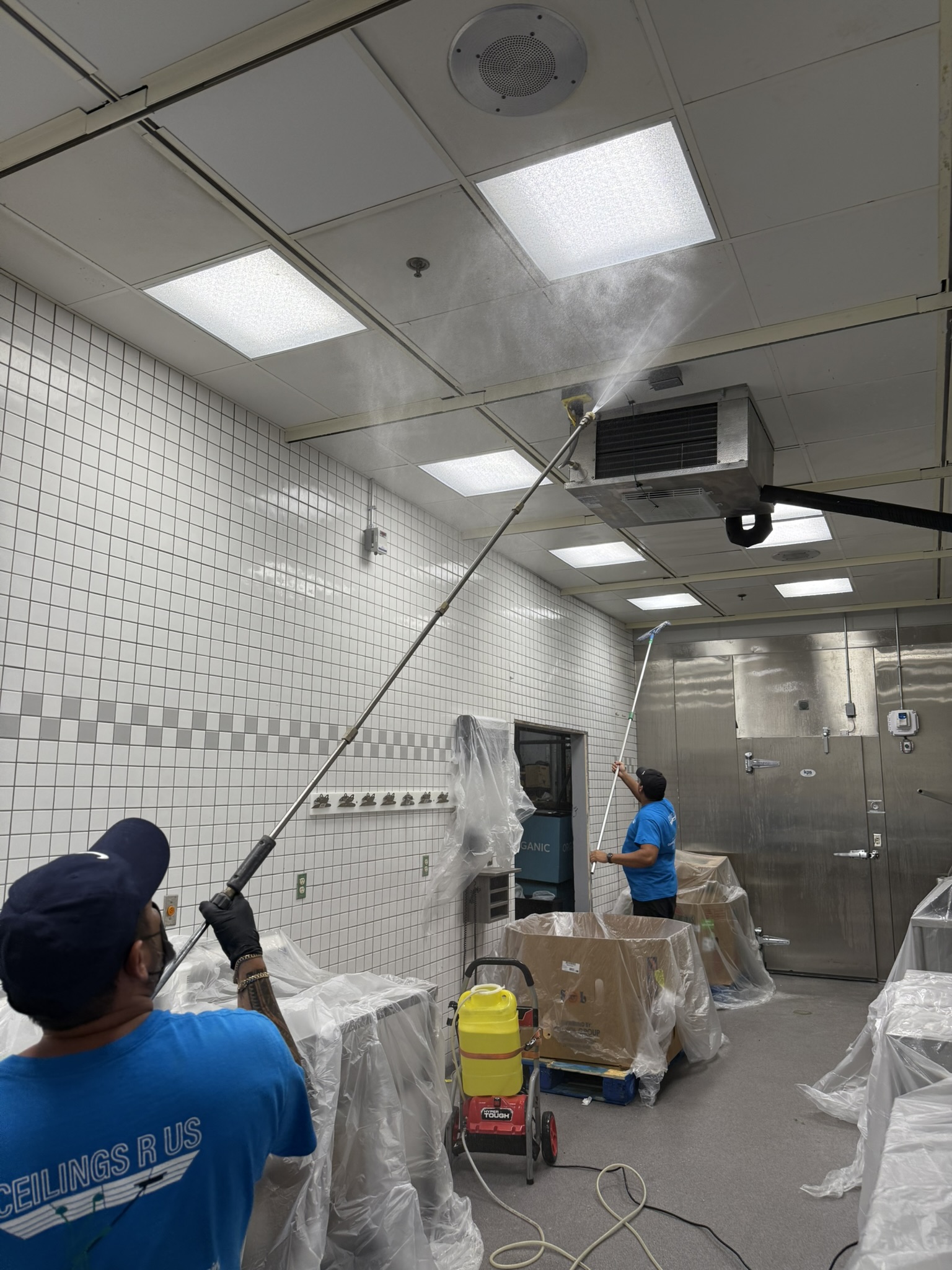 grocery ceiling cleaning